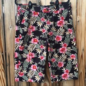 Levi’s Straight Chino Shorts Floral Print